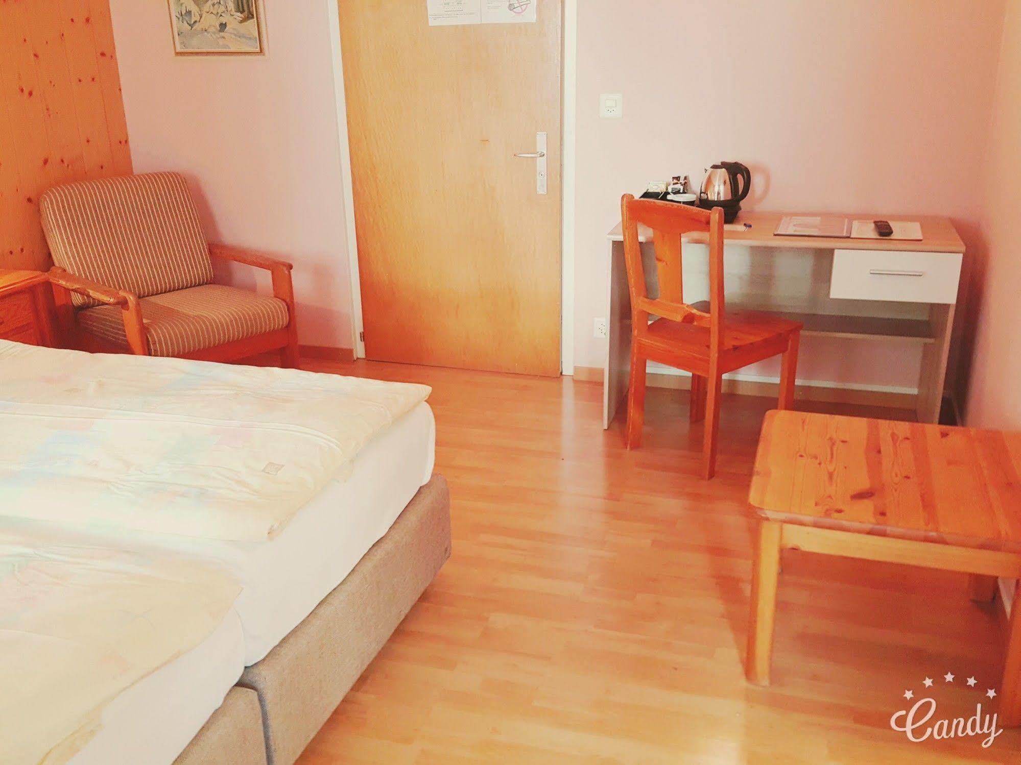 Post Hardermannli Hotel Unterseen Luaran gambar